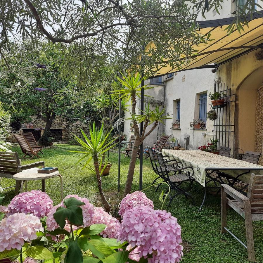 Casa Olivia Lacrema Finale Ligure Exterior photo